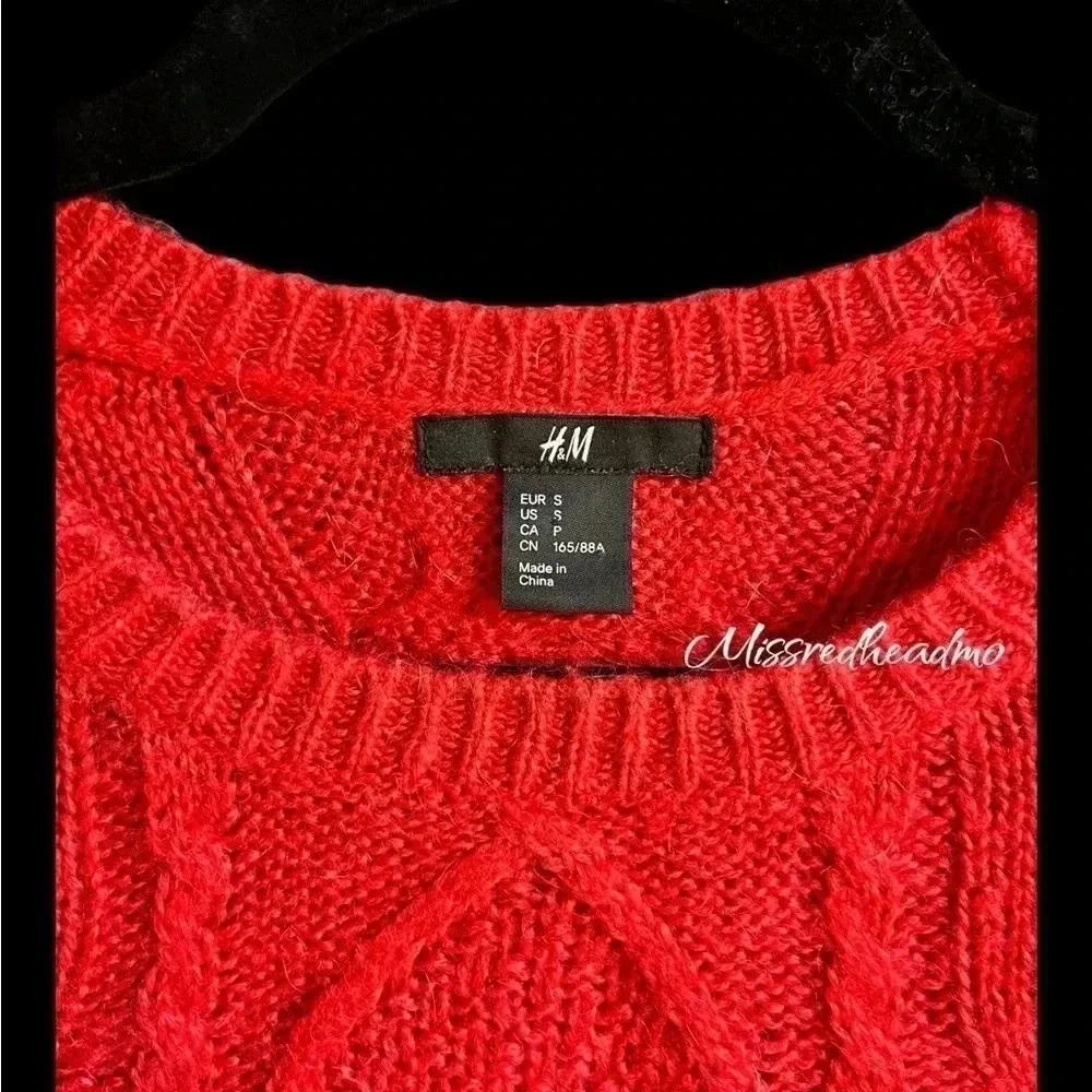 H&M Sweater - Small - Picture 2 of 3
